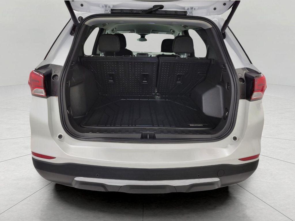 used 2023 Chevrolet Equinox car, priced at $23,425