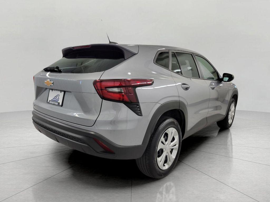 used 2024 Chevrolet Trax car, priced at $19,244