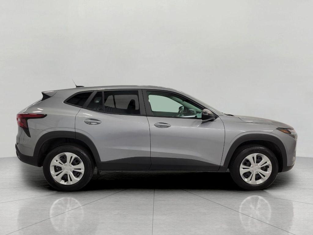 used 2024 Chevrolet Trax car, priced at $19,244