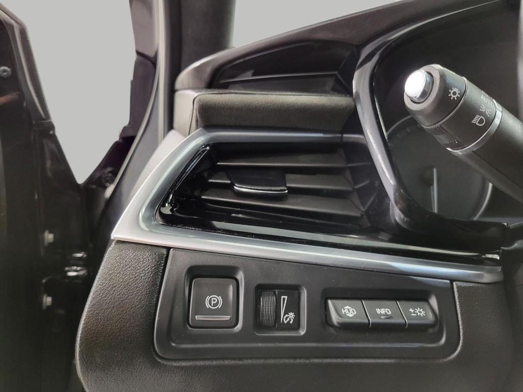 used 2024 Cadillac XT6 car, priced at $50,990