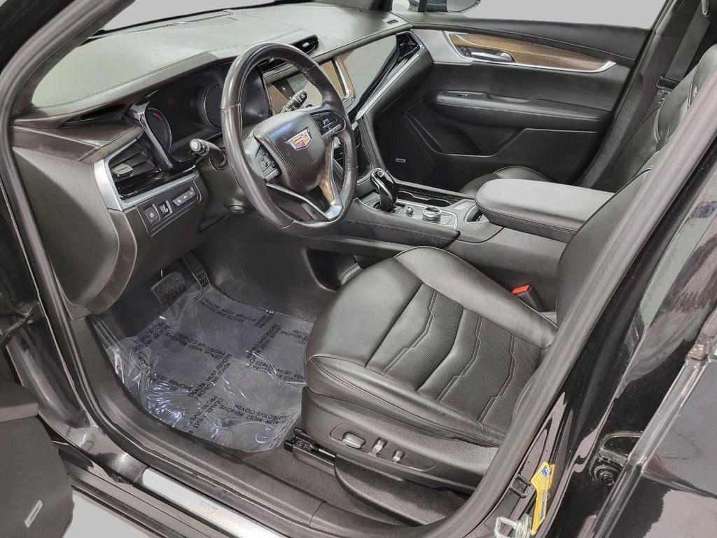 used 2024 Cadillac XT6 car, priced at $50,990