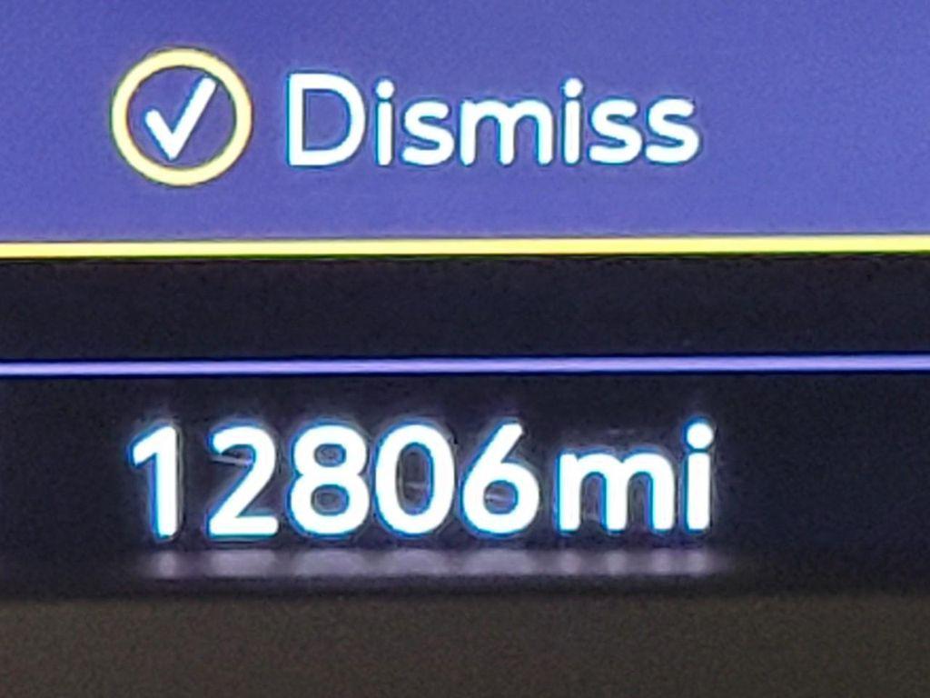 used 2024 Cadillac XT6 car, priced at $50,990
