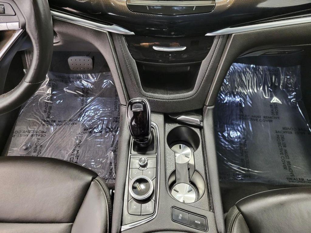 used 2024 Cadillac XT6 car, priced at $50,990
