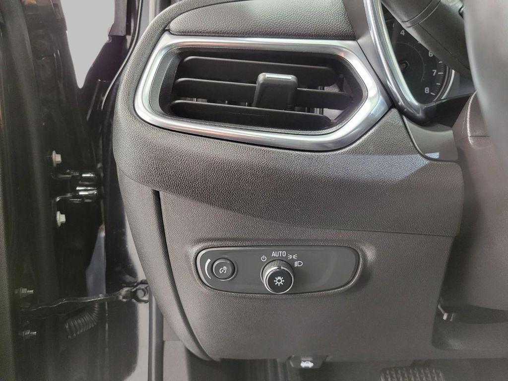 used 2024 Chevrolet Equinox car, priced at $25,413