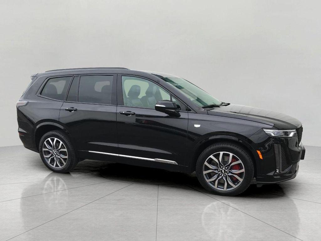 used 2024 Cadillac XT6 car, priced at $49,994