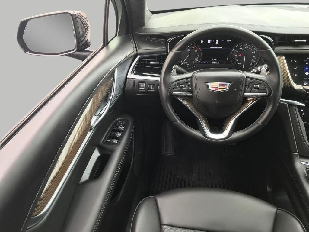 used 2024 Cadillac XT6 car, priced at $49,994