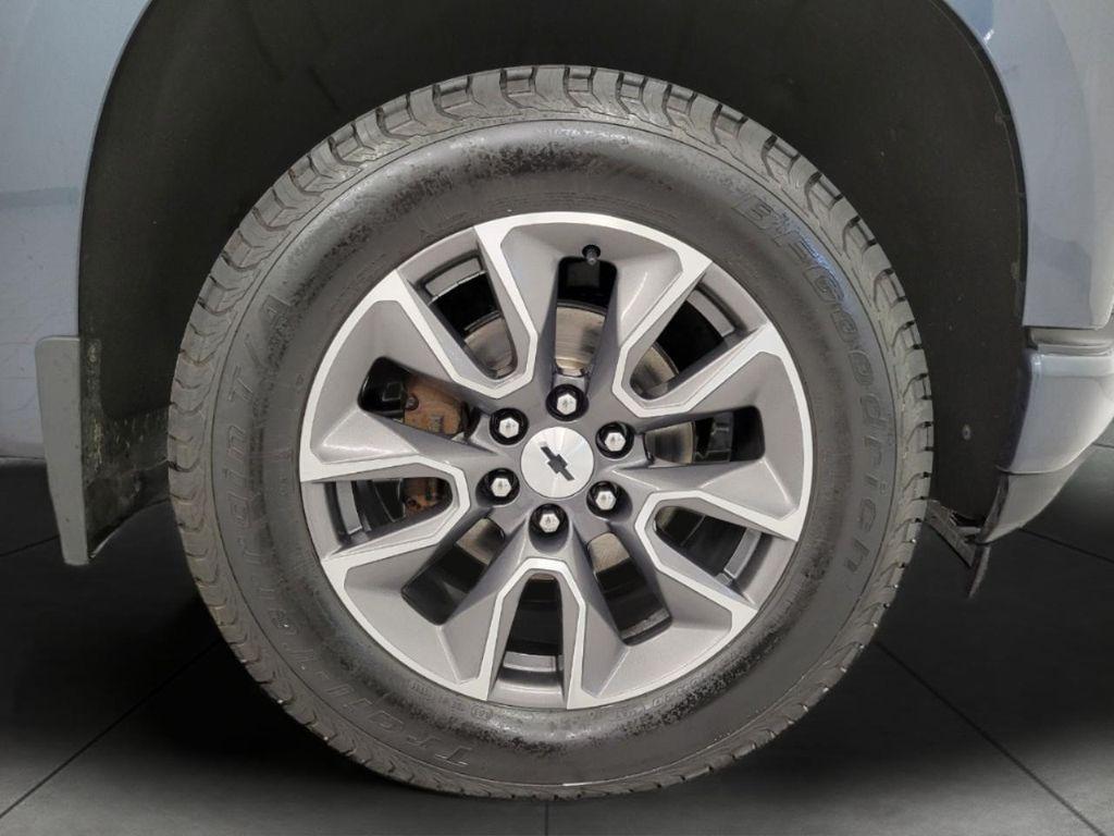 used 2021 Chevrolet Silverado 1500 car, priced at $36,206