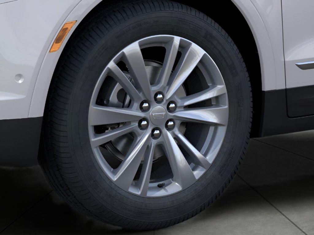 new 2025 Cadillac XT5 car, priced at $59,115