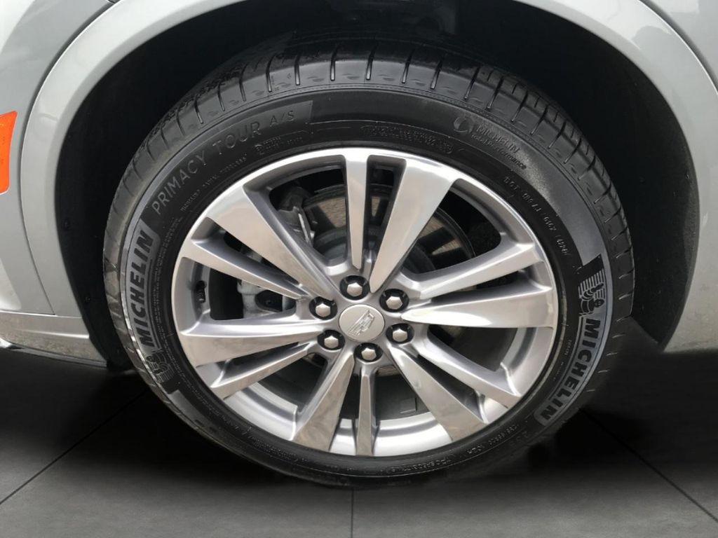 used 2025 Cadillac XT6 car, priced at $45,944