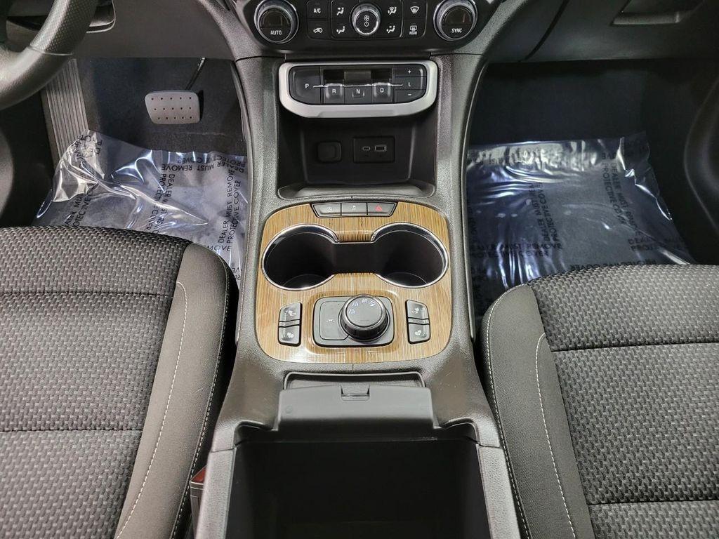 used 2023 GMC Acadia car, priced at $30,421
