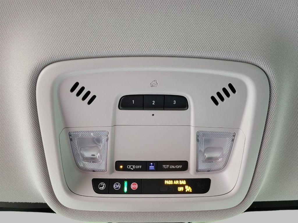 used 2020 Chevrolet Traverse car, priced at $30,156