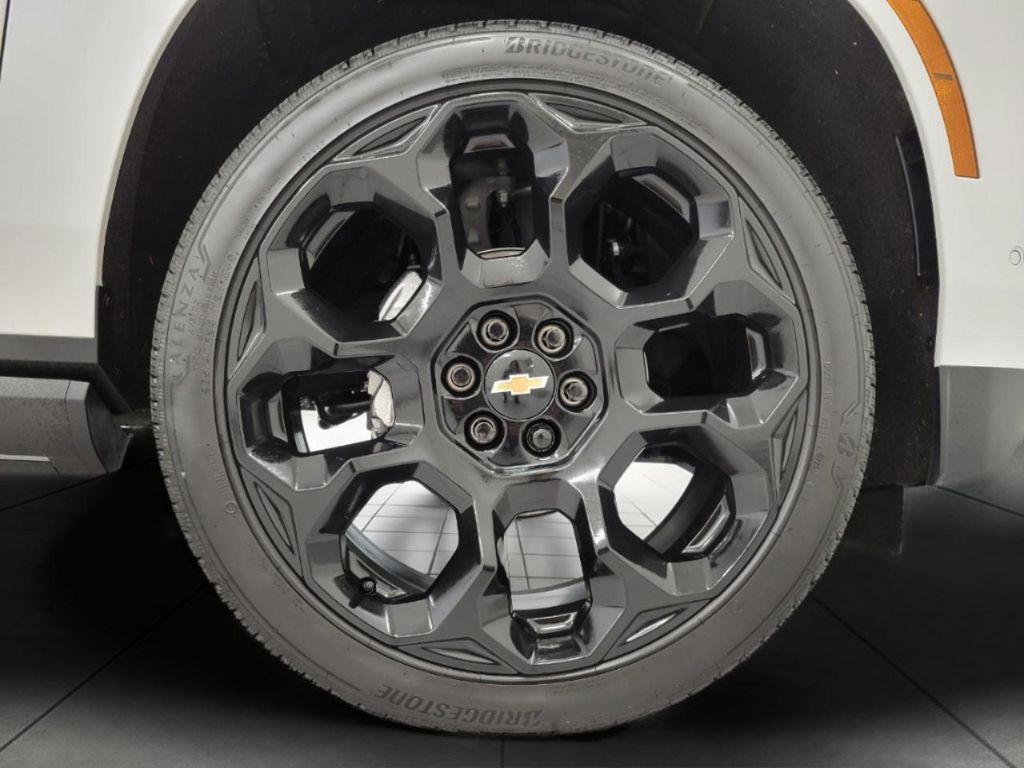 used 2025 Chevrolet Suburban car, priced at $83,113