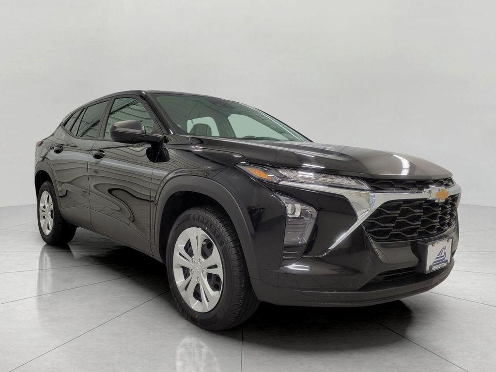 used 2024 Chevrolet Trax car, priced at $19,738