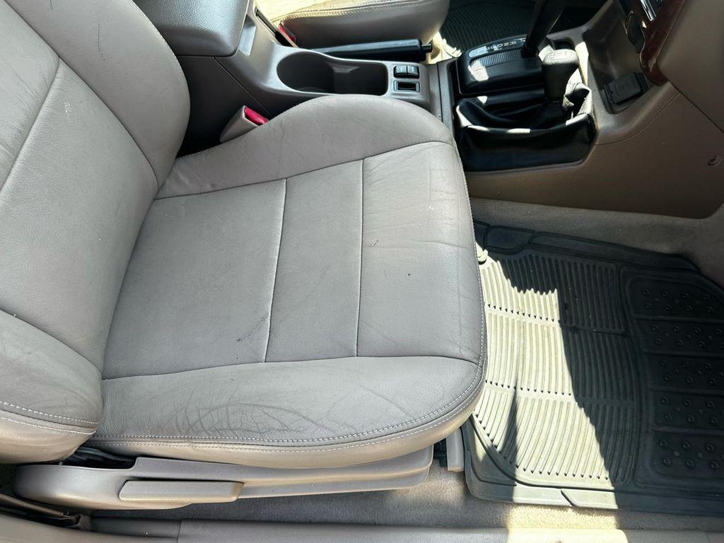 used 2001 Honda Passport car, priced at $5,995