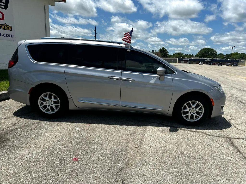used 2020 Chrysler Pacifica car, priced at $17,995