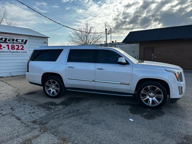 used 2017 Cadillac Escalade ESV car, priced at $26,995