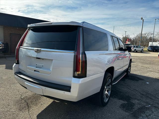 used 2017 Cadillac Escalade ESV car, priced at $26,995