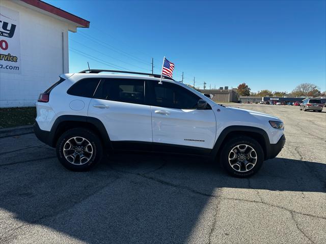 used 2020 Jeep Cherokee car, priced at $18,995