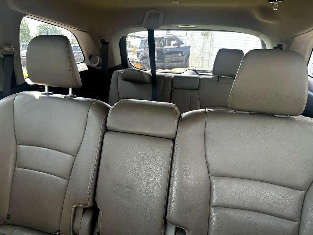 used 2016 Honda Pilot car, priced at $14,995