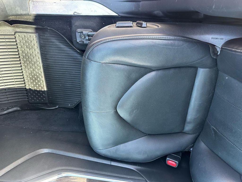 used 2021 Toyota Highlander Hybrid car, priced at $30,995