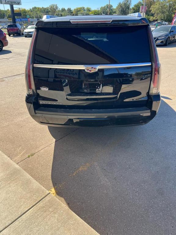 used 2018 Cadillac Escalade ESV car, priced at $29,995