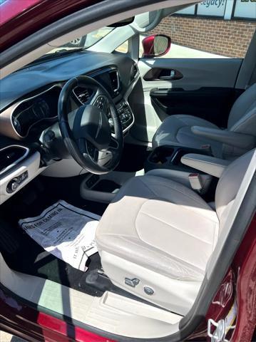 used 2017 Chrysler Pacifica car, priced at $12,995