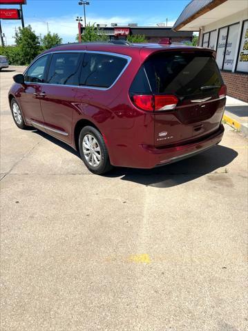 used 2017 Chrysler Pacifica car, priced at $12,995