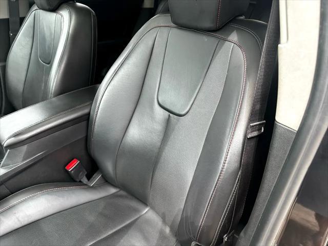 used 2015 Chevrolet Equinox car, priced at $11,495