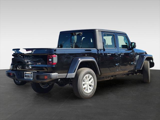 new 2023 Jeep Gladiator car, priced at $40,757