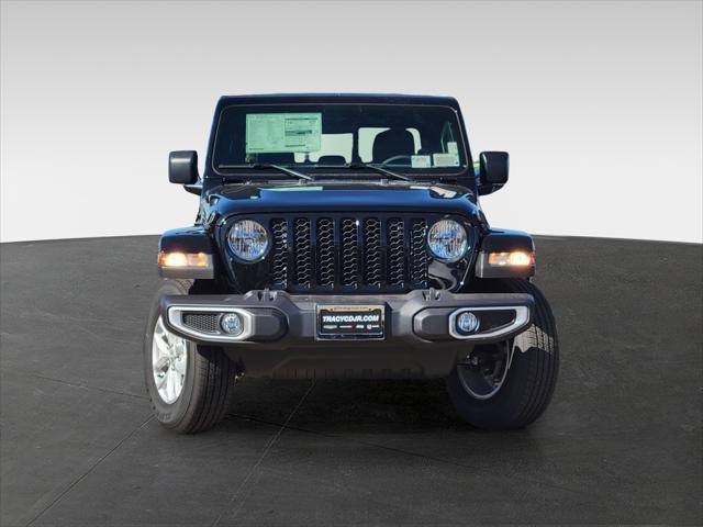new 2023 Jeep Gladiator car, priced at $40,757