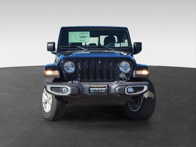 new 2023 Jeep Gladiator car, priced at $40,757