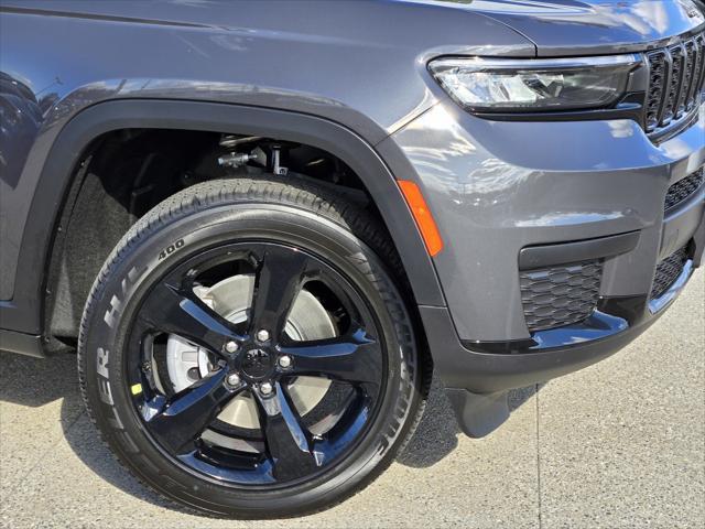 new 2025 Jeep Grand Cherokee L car, priced at $50,670