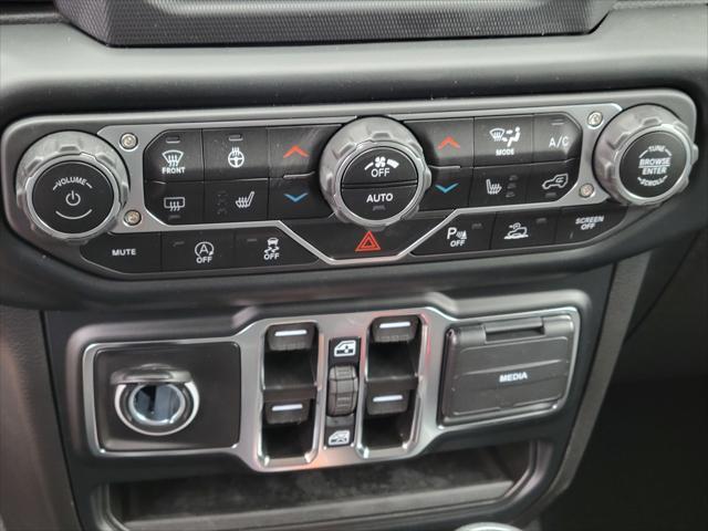new 2023 Jeep Gladiator car, priced at $42,005
