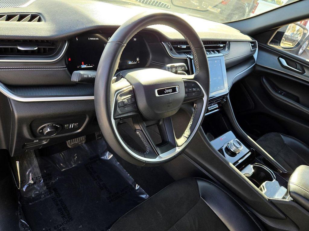 used 2023 Jeep Grand Cherokee L car, priced at $27,765