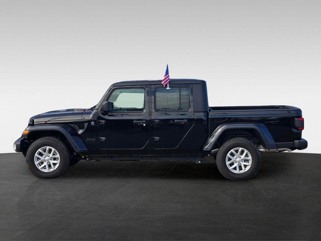 used 2023 Jeep Gladiator car, priced at $33,995