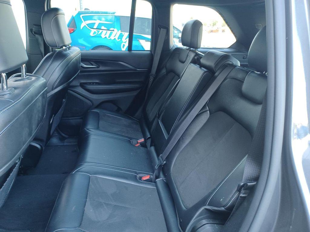 used 2023 Jeep Grand Cherokee car, priced at $28,575