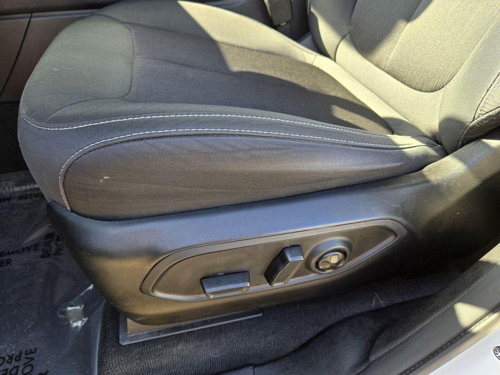 used 2023 Jeep Grand Cherokee L car, priced at $26,564