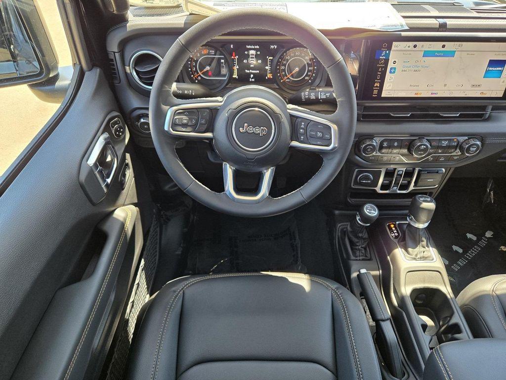 new 2025 Jeep Wrangler car, priced at $55,432