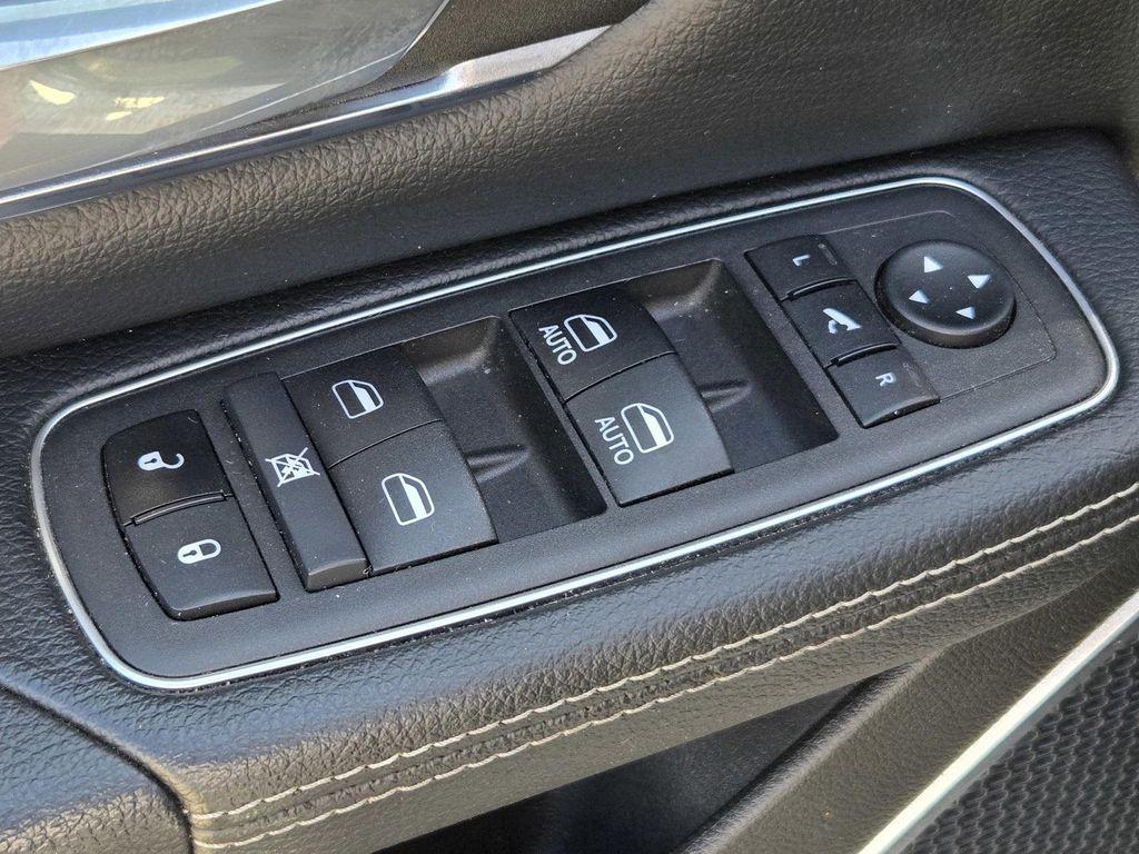 used 2024 Ram 1500 car, priced at $38,998