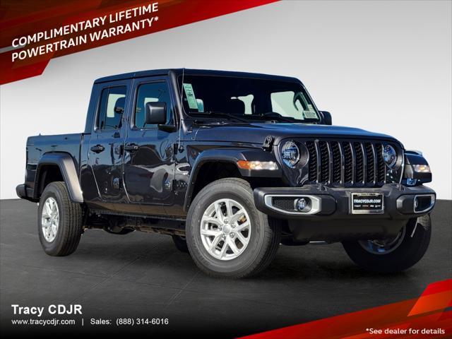 new 2023 Jeep Gladiator car, priced at $50,998