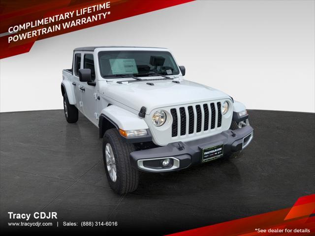 new 2023 Jeep Gladiator car, priced at $52,898