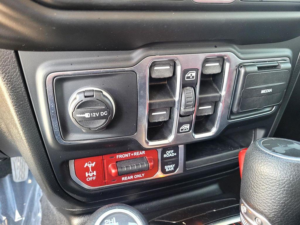 used 2021 Jeep Wrangler Unlimited car, priced at $32,498