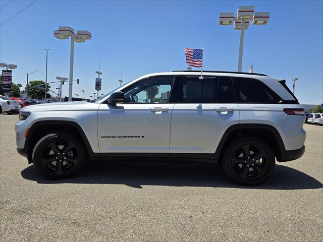 used 2022 Jeep Grand Cherokee car, priced at $26,588