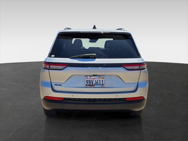 used 2022 Jeep Grand Cherokee car, priced at $26,588