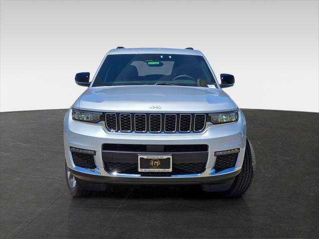 new 2025 Jeep Grand Cherokee L car