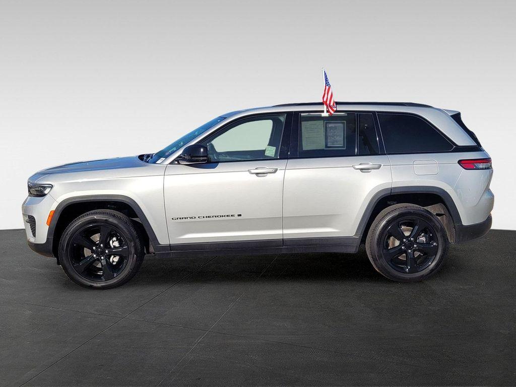 used 2023 Jeep Grand Cherokee car, priced at $27,405