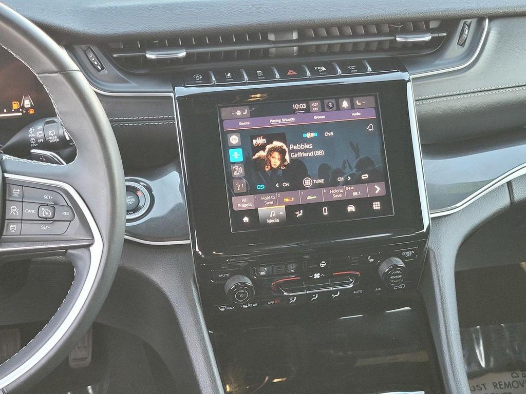 used 2023 Jeep Grand Cherokee car, priced at $27,405