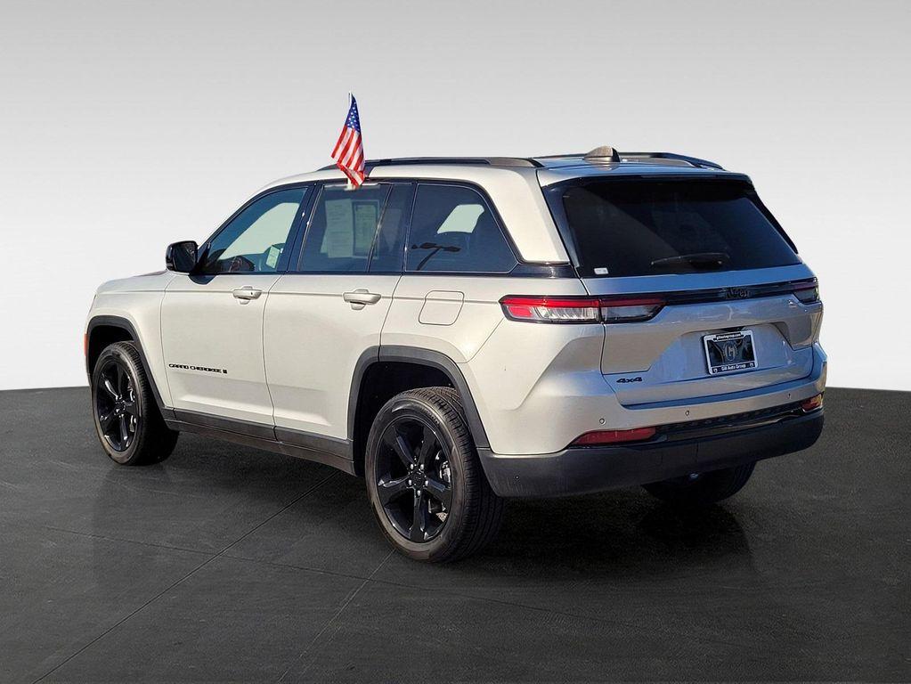 used 2023 Jeep Grand Cherokee car, priced at $27,405