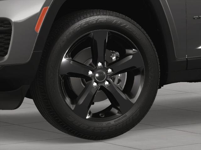 new 2025 Jeep Grand Cherokee car, priced at $48,375