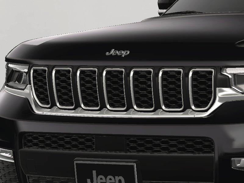 new 2025 Jeep Grand Cherokee car, priced at $47,036